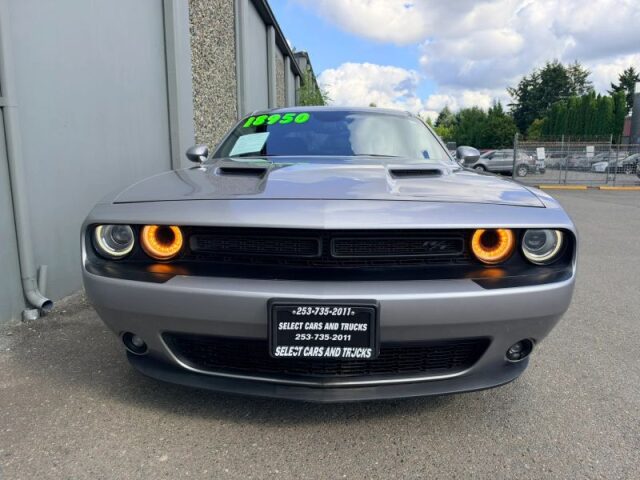 2015 Dodge Challenger R/T Image 7
