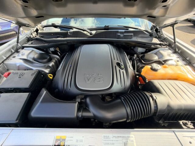 2015 Dodge Challenger R/T Image 17